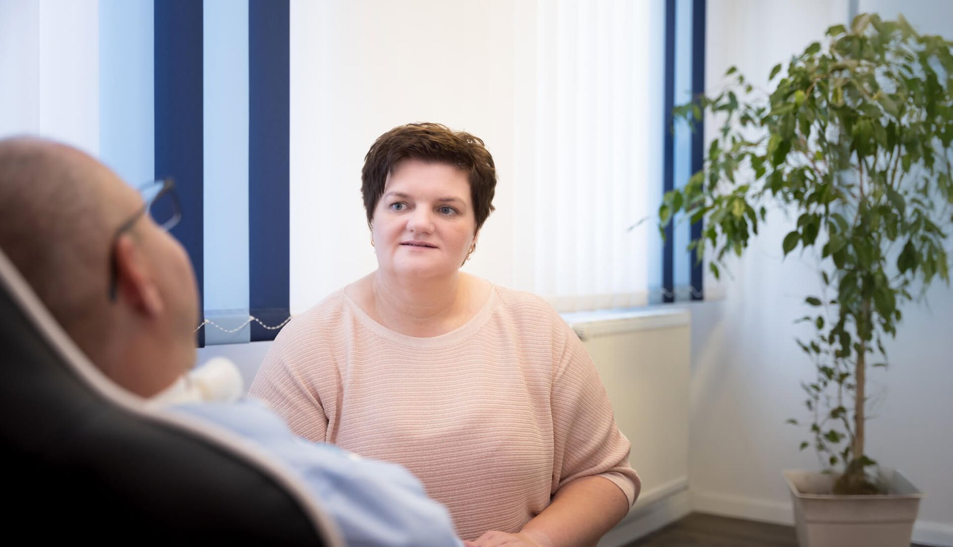 Herr und Frau Wilms im Gespräch